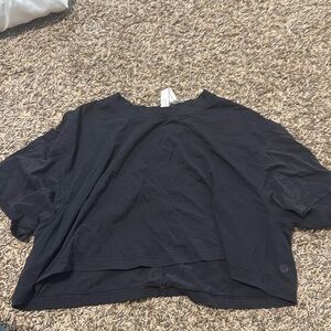 black lululemon top